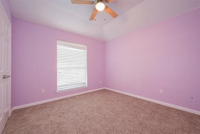 Building Photo - 22207 Falconwood Ln