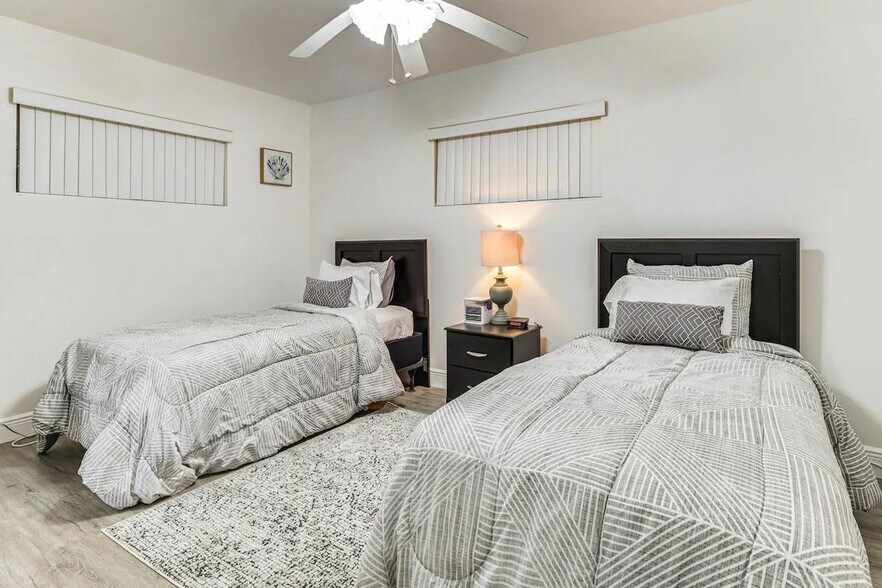 Building Photo - 3960 NW 189th Terrace