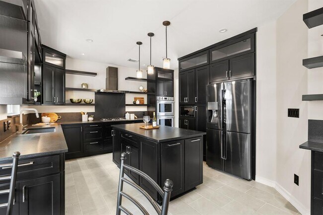 Building Photo - 701 Stansted Manor Dr