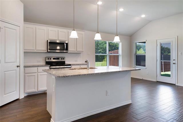 Building Photo - 4205 Cordata Dr