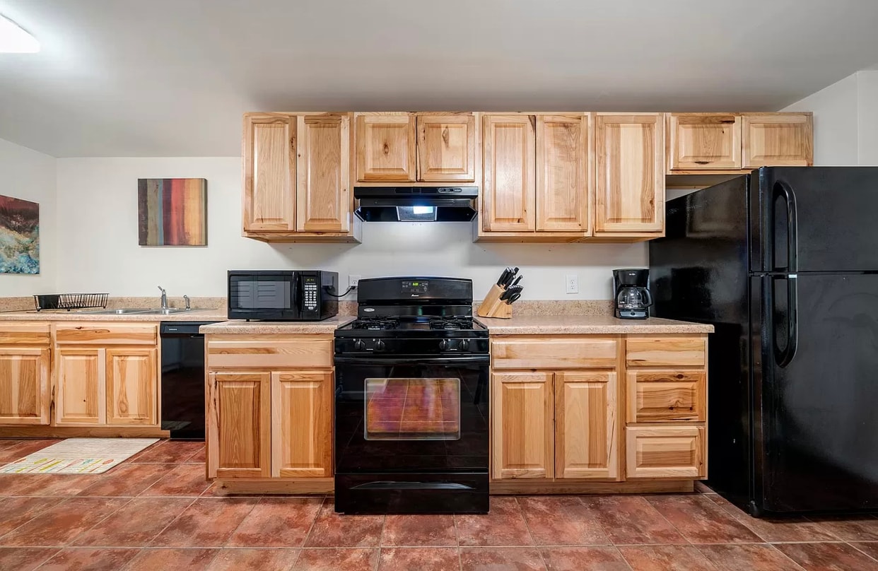 Kitchen - 509 Gallery Plz