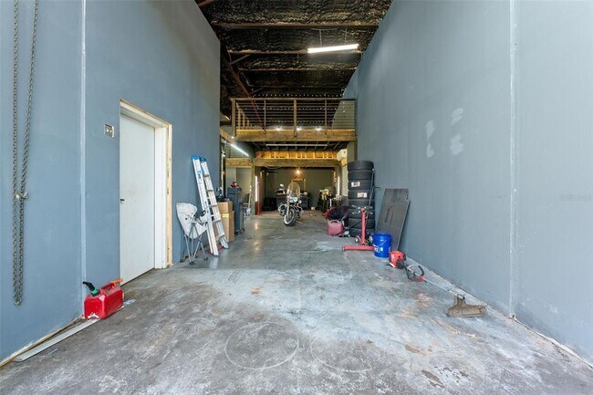 Building Photo - 7911 Lovegren Ln