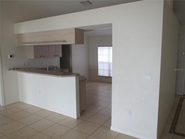 Building Photo - 3187 Sulstone Dr
