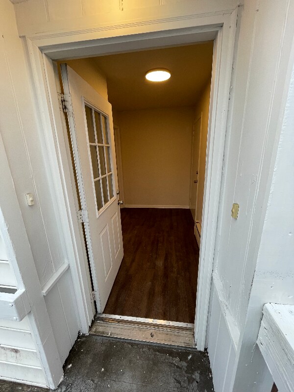 Building Photo - 1205 Jamestown Rd