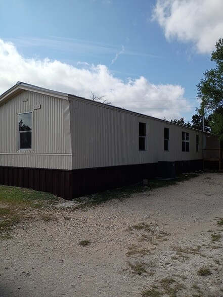 Building Photo - 865 Qappuella Dr