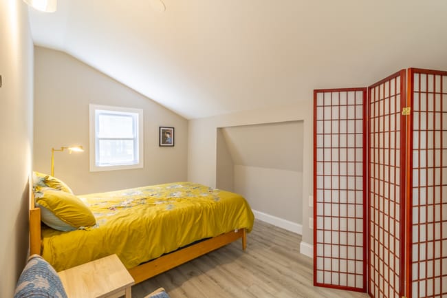 Building Photo - Spacious 4-Bedroom Home with In-Law Suite
