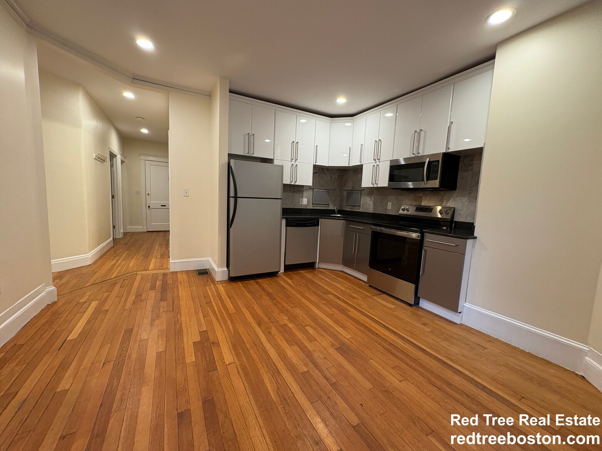 Building Photo - 195 Winthrop Rd