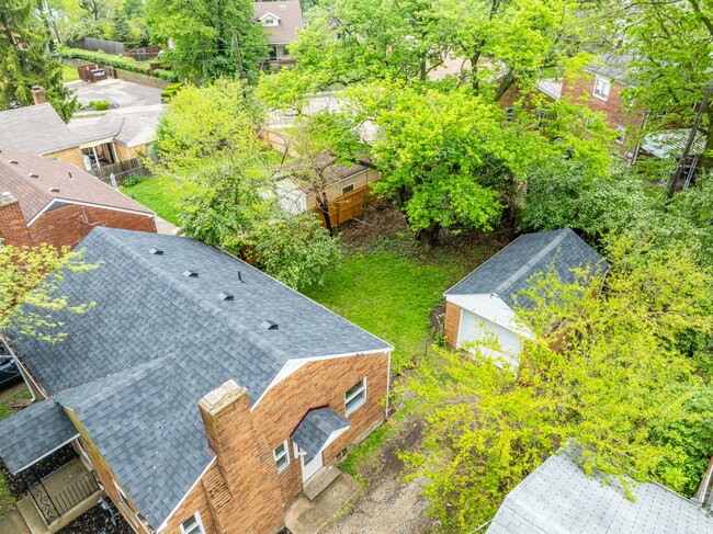 Building Photo - Charming 2-Bedroom Home in Dayton's Belmon...