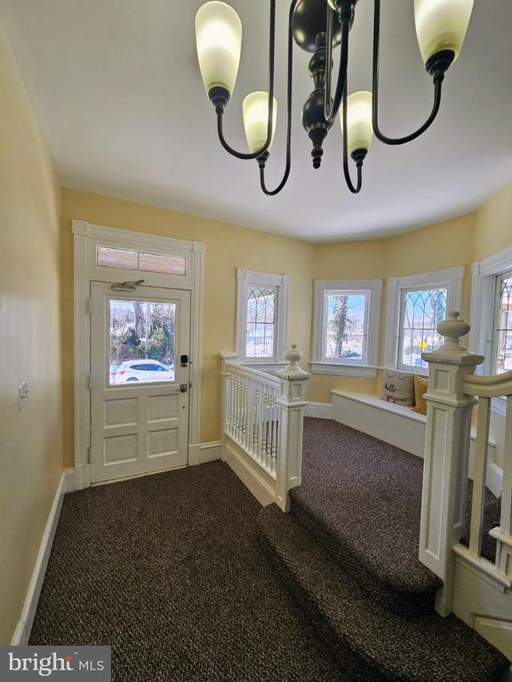 Building Photo - 912 Riverside Ave.