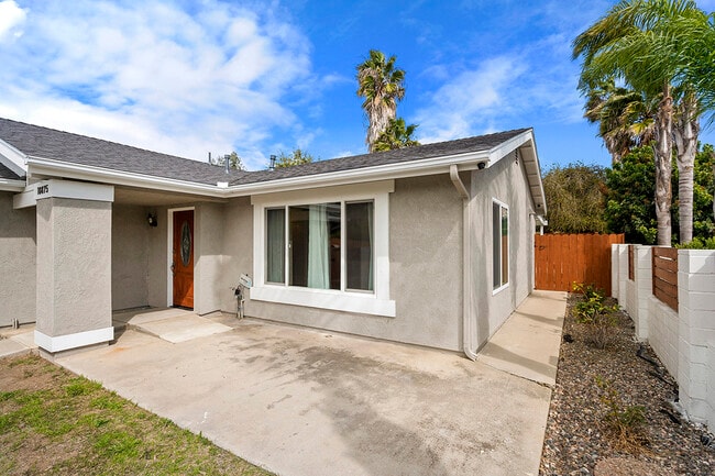 Building Photo - 10875 Barbados Way