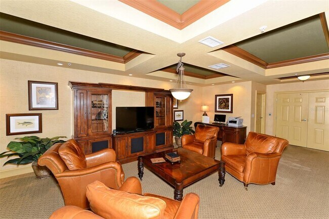 Building Photo - 1064 N Tamiami Trl
