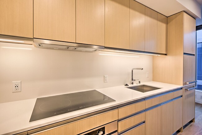 Building Photo - 1Bd/1Ba Seattle Condo