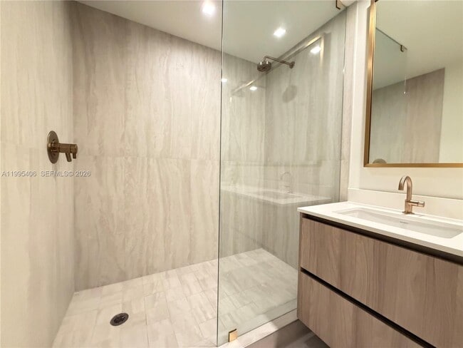 Building Photo - 77 SE 5th St