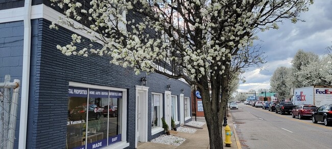 Building Photo - 10524 Watterson Trail