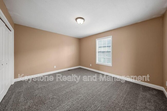 Building Photo - 2296 McCormick Lane