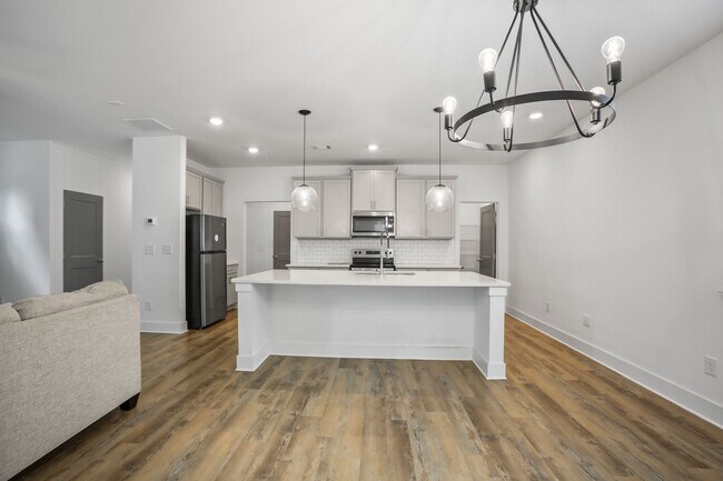 Building Photo - 3411 Adler Trl