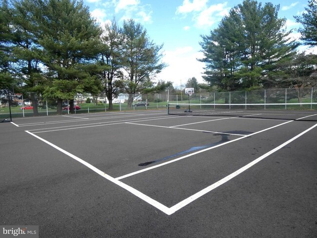 Tennis Courts right out front - 1 Wexford Dr