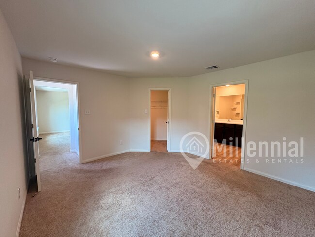 Building Photo - 24009 Wilde Dr