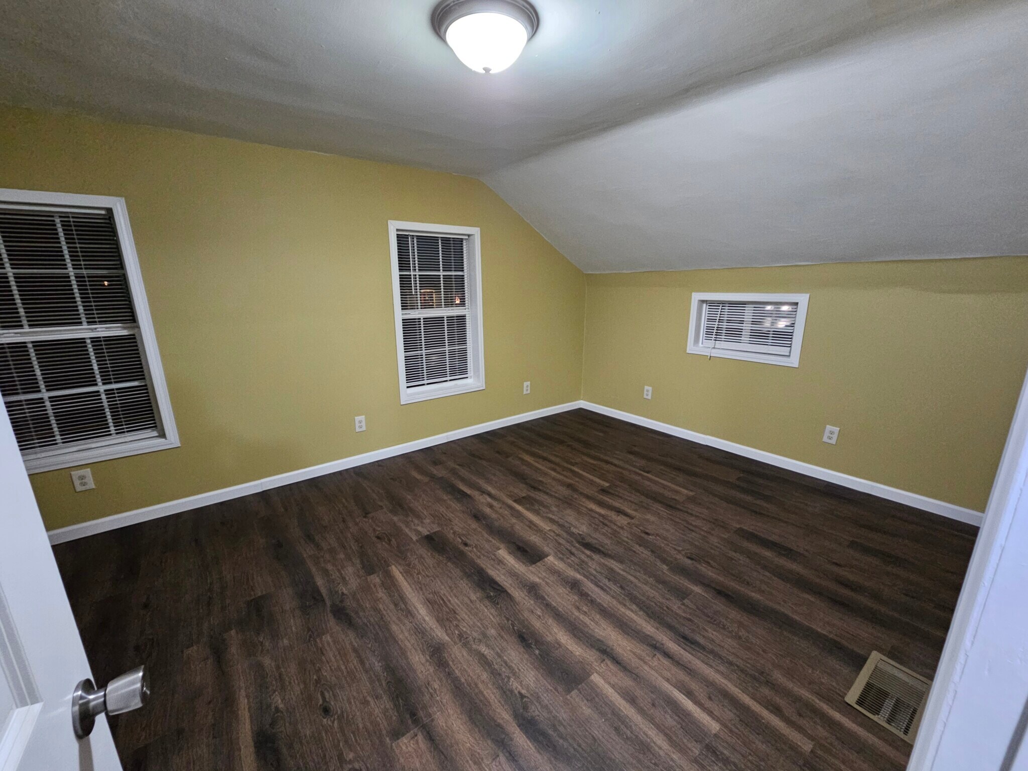 Building Photo - 7381 Owasco Rd