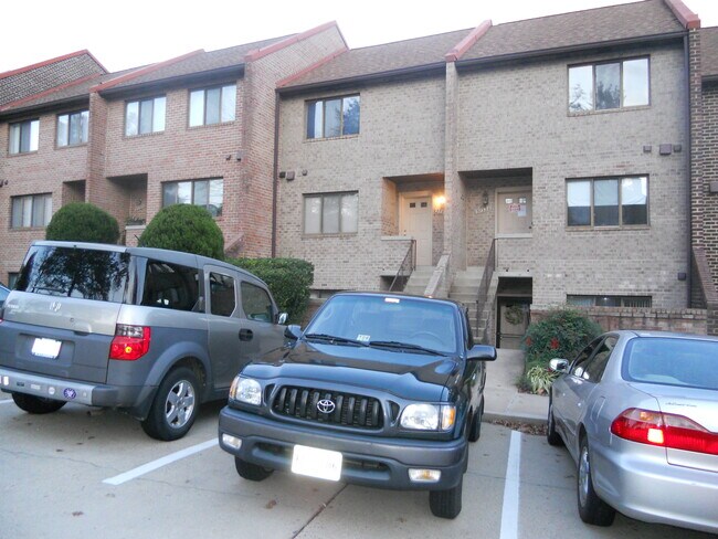 Primary Photo - 3733A Madison Ln