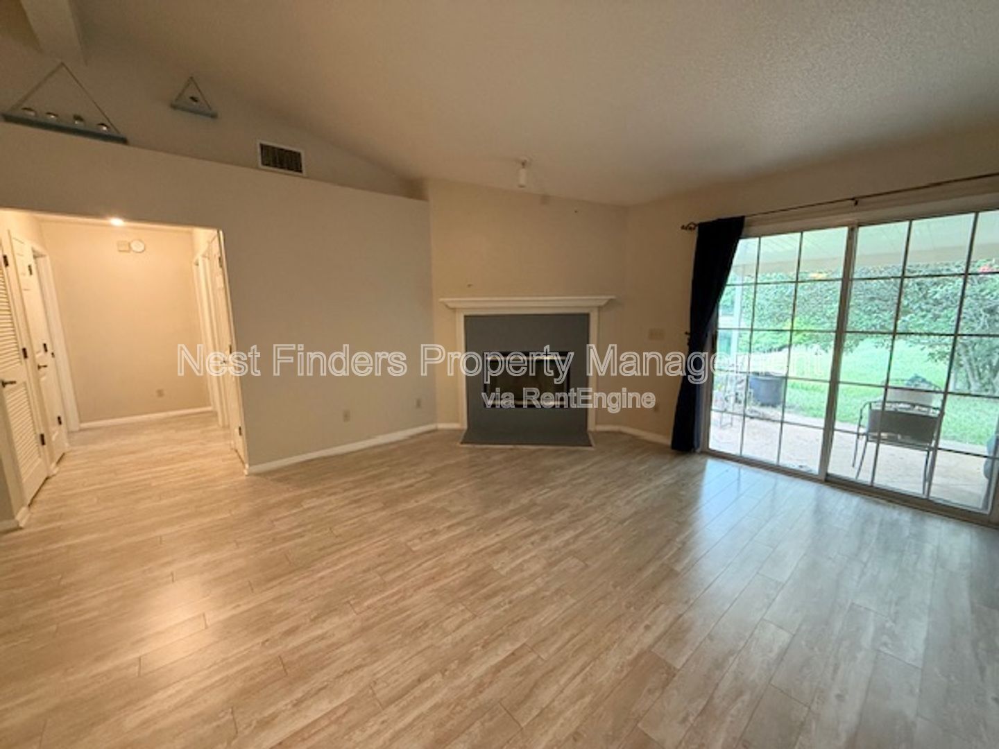 Building Photo - 11644 Lazy Willow Ln