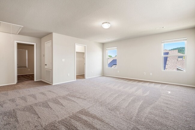 Building Photo - New Home Waiting For You!