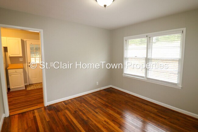 Building Photo - Pell City Rental