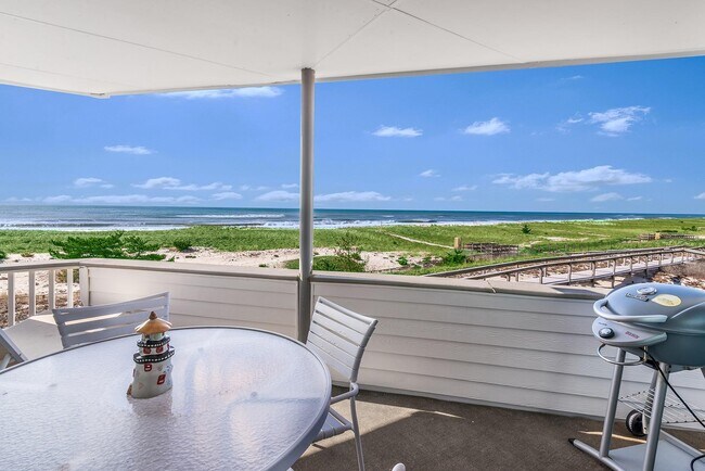 Building Photo - 265 Dune Rd