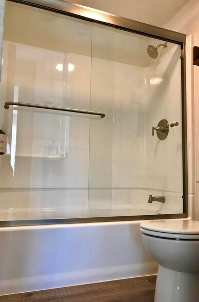 Building Photo - 2414 N Alvarado St