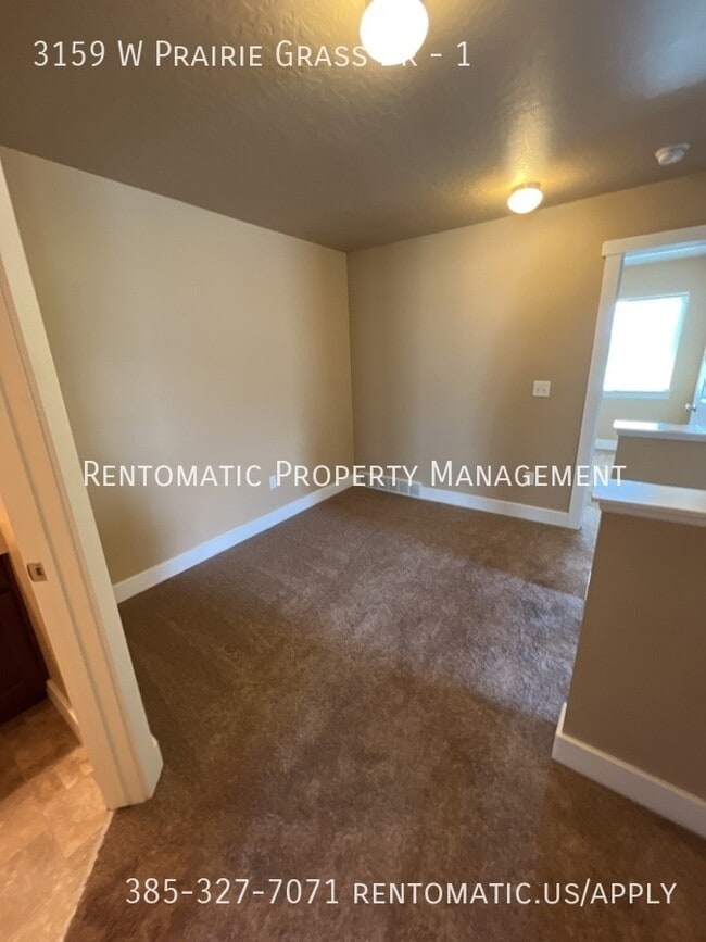 Building Photo - 3159 W Prairie Grass Dr