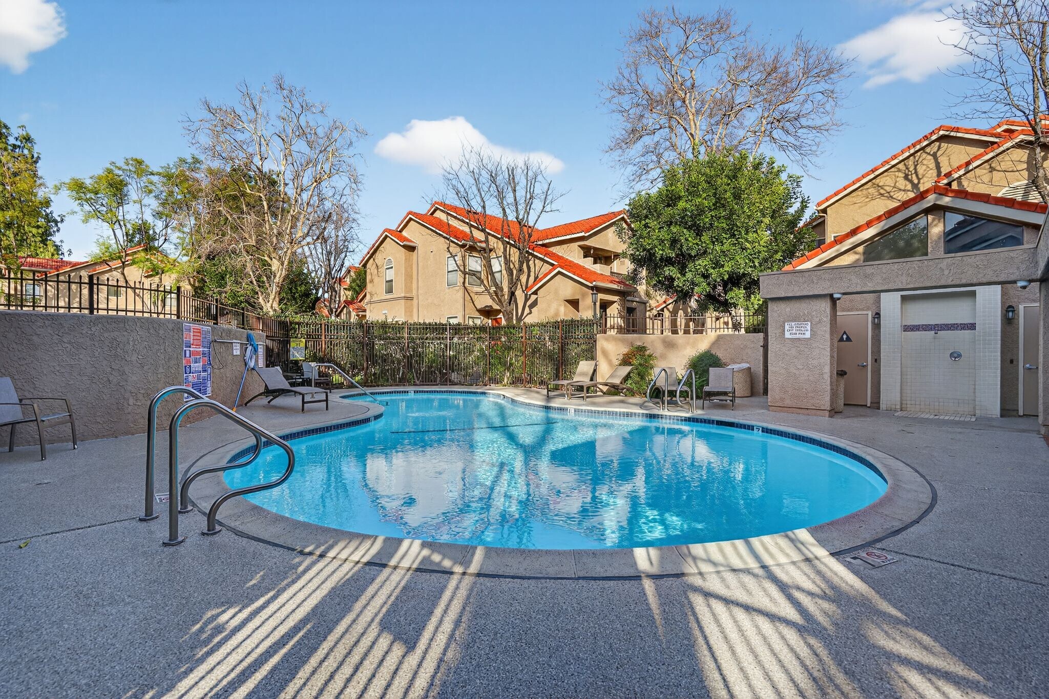 Building Photo - 2381 Archwood Ln