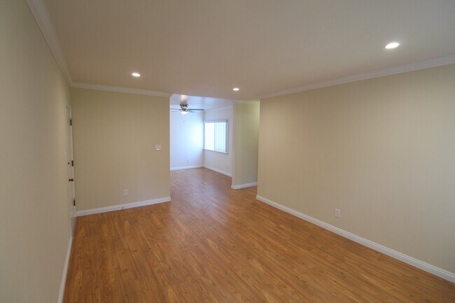 Interior Photo - Edgewood Village