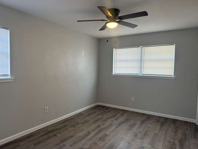 Building Photo - 2705 Cambridge St