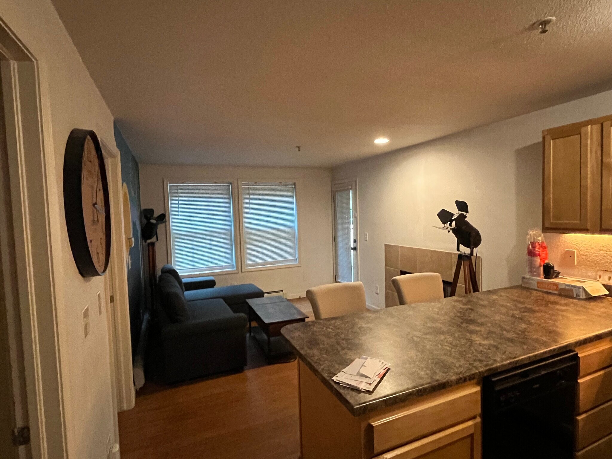 Building Photo - 1405 Broadway St