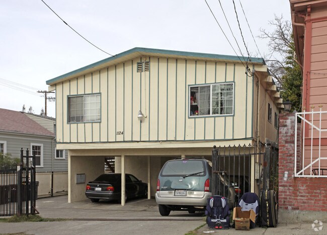 Primary Photo - 1124 E 20th St