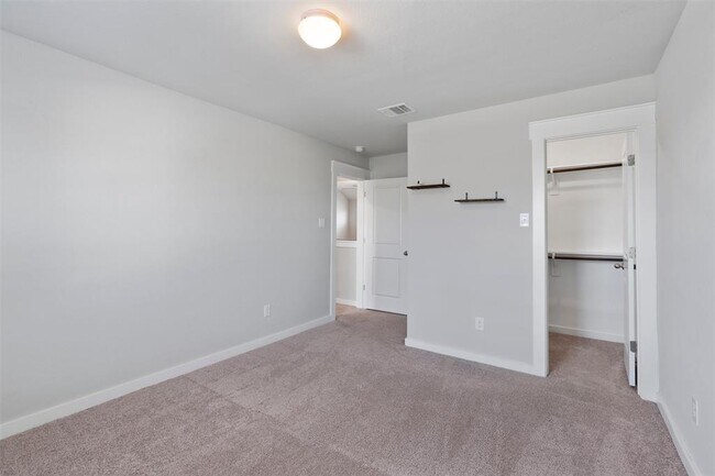 Building Photo - 501 Silkworm Way