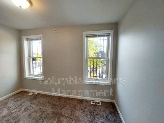 Building Photo - 773 Fairmont St NW