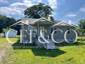 Building Photo - Charming 3-Bedroom, 1-Bathroom Home in Cow...