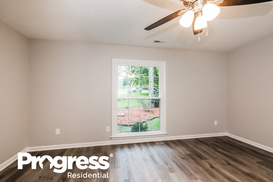 Building Photo - 7115 Casual Corner Ln