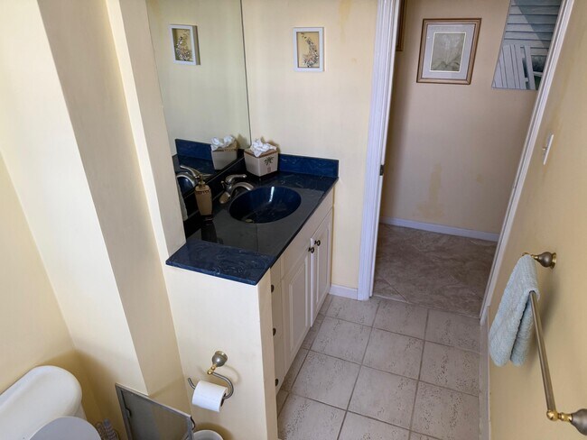 Building Photo - 1070 Sugar Sands Blvd
