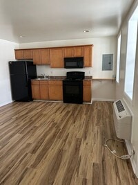 Building Photo - 36-40 W. Market Street