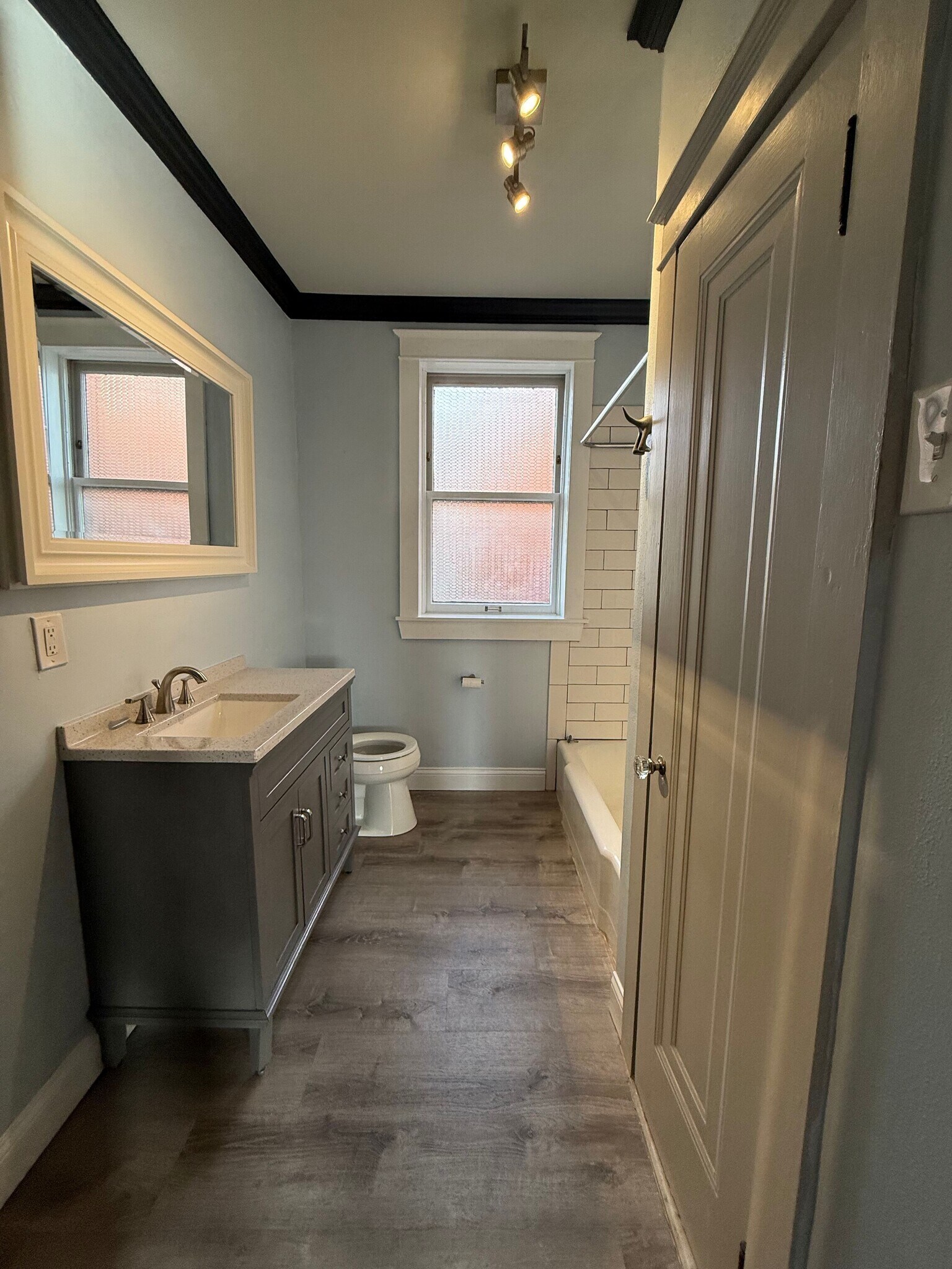 Building Photo - 2641 S Kingshighway Blvd