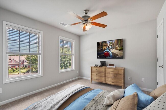 Building Photo - 3687 Vine Spgs