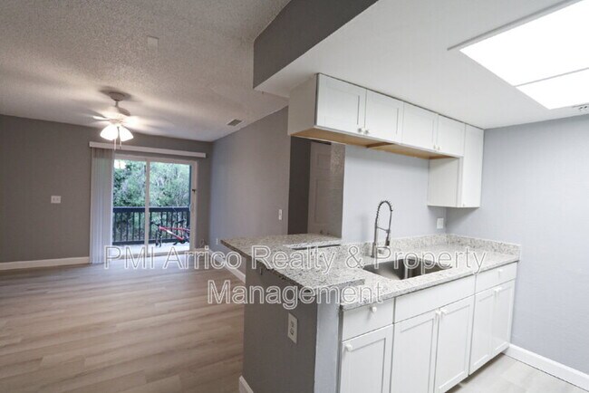 Building Photo - 1810 E 143rd Ave