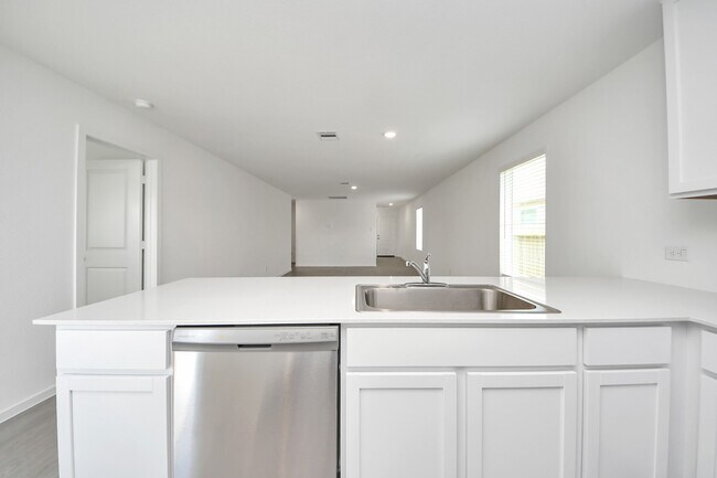 Building Photo - 311 Brandi Dr