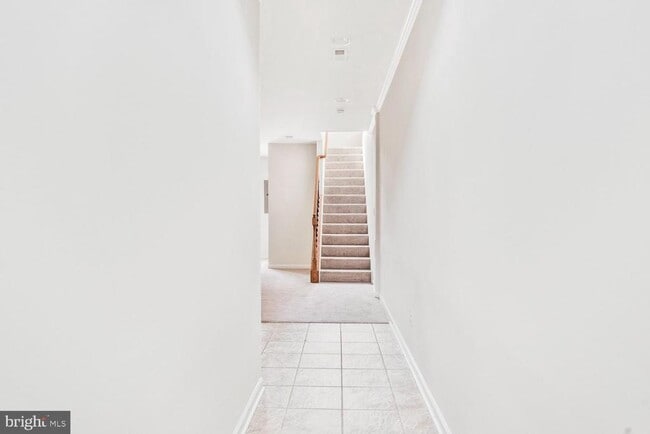 Building Photo - 41833 Diabase Square