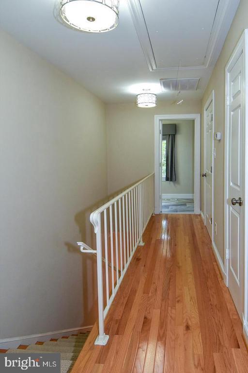 Building Photo - 515 Tobacco Quay