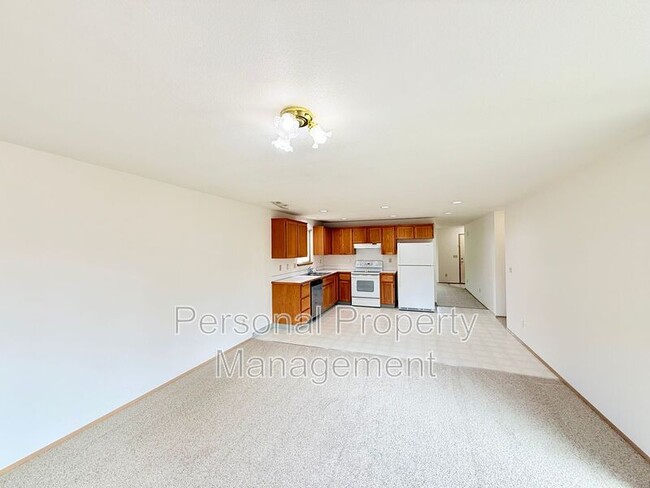 Building Photo - 14815 NE 91st St