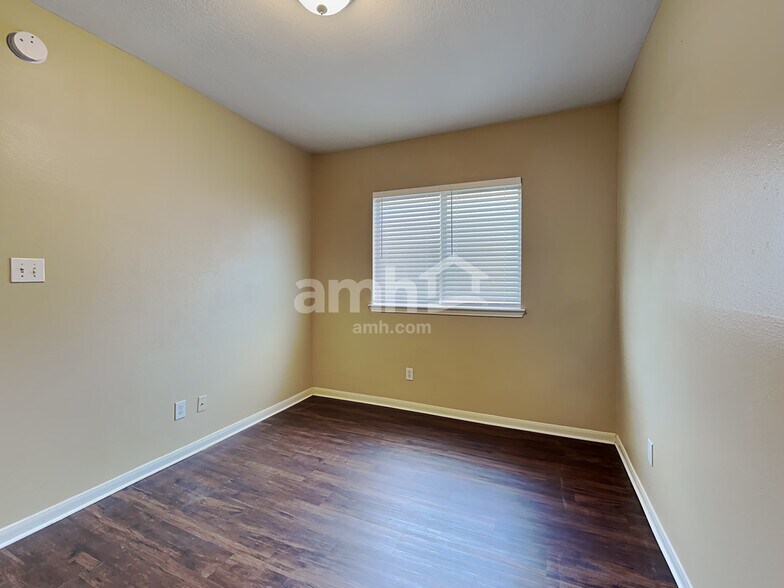 Building Photo - 3493 Cedar Prairie Dr