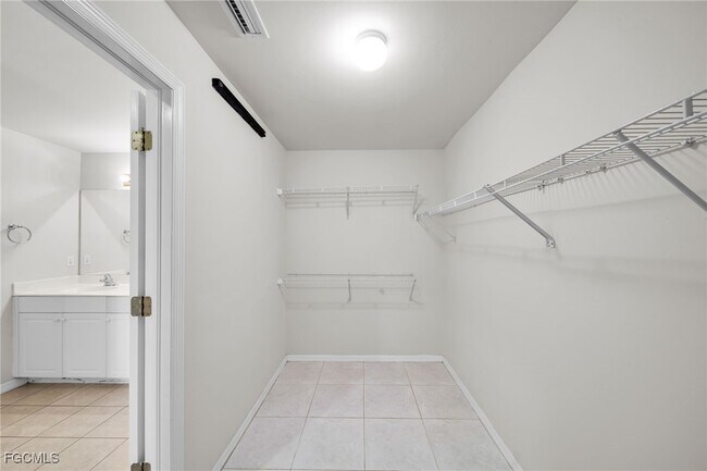 Building Photo - 1205 SW 14th Terrace